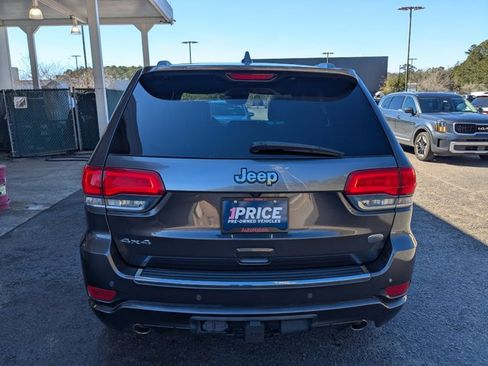 Used 2020 Jeep Grand Cherokee Overland w/ Interior Metal Package image 6