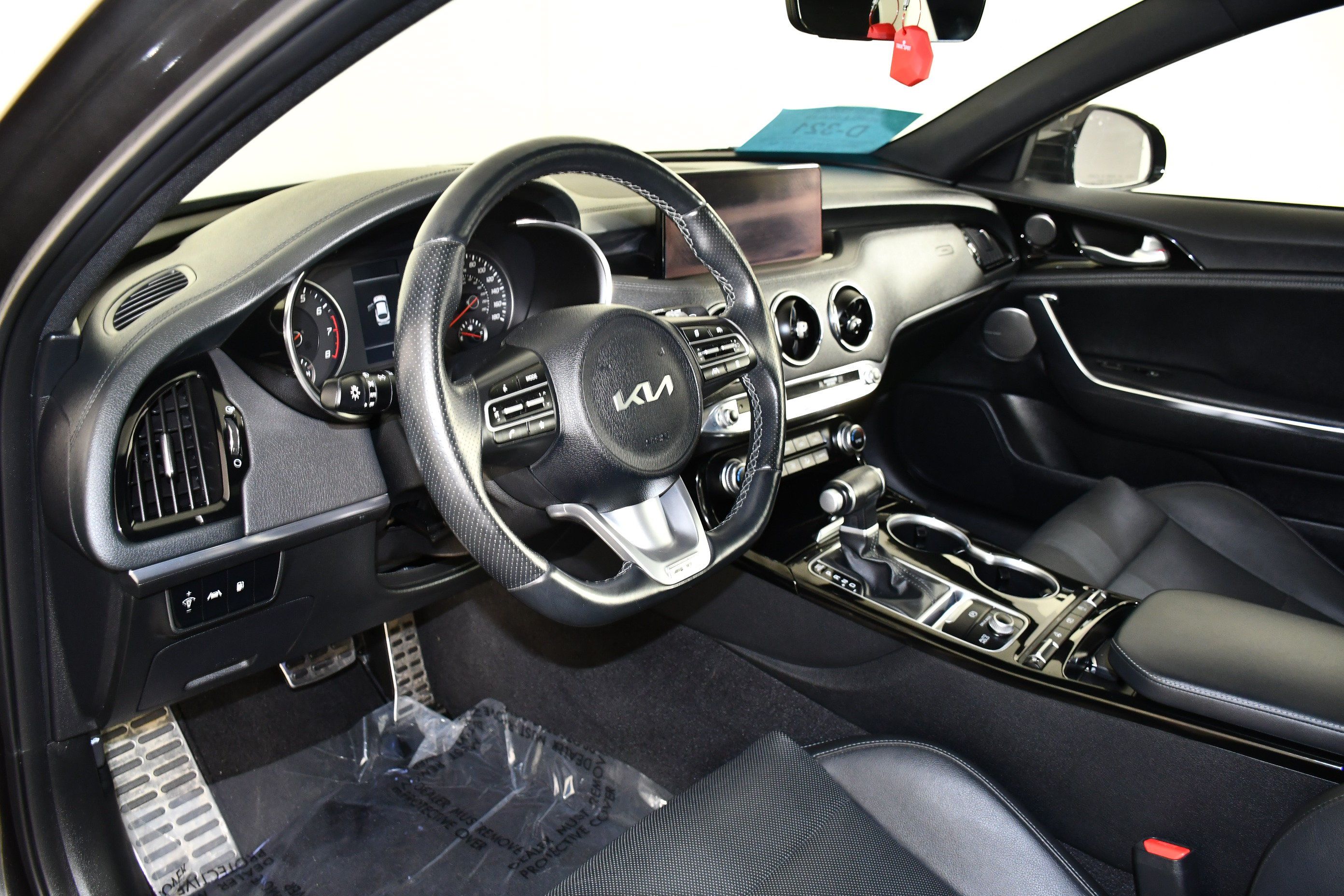 Used 2023 Kia Stinger GT-Line w/ Sun & Sound Package AWD/4WD image 37