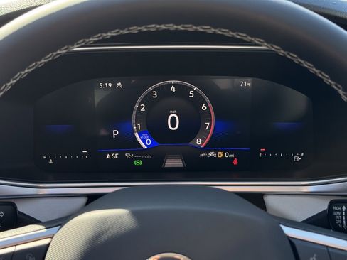 New 2025 Volkswagen Taos SE image 34