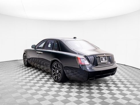 Used 2022 Rolls-Royce Ghost Black Badge image 3