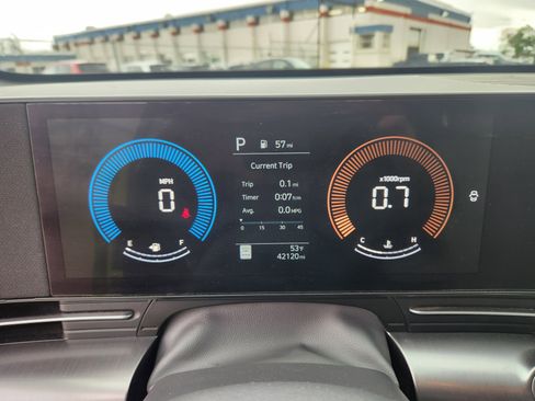 Used 2024 Hyundai Kona SEL AWD/4WD image 11