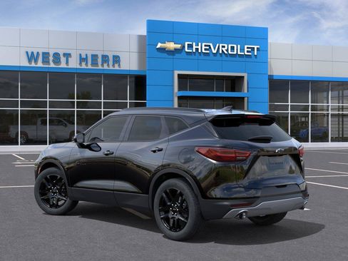 Used 2026 Chevrolet Blazer LT w/ Convenience Package AWD/4WD image 3