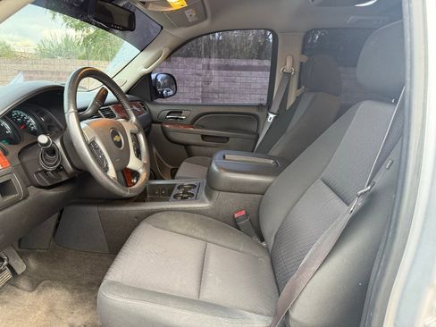 Used 2013 Chevrolet Avalanche LS w/ All-Star Edition image 13