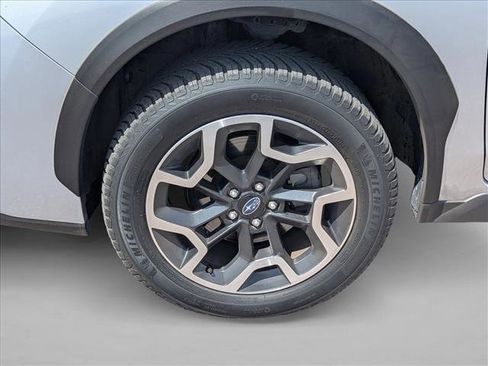 Used 2017 Subaru Crosstrek 2.0i Premium image 15