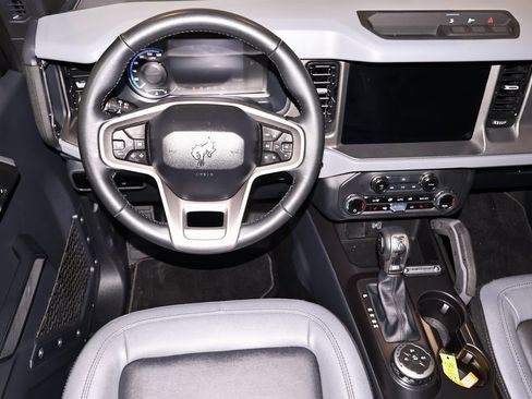 Certified 2024 Ford Bronco Big Bend image 16