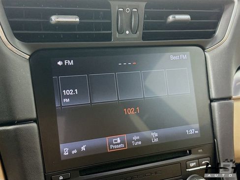 Used 2017 Porsche 911 Carrera S image 12