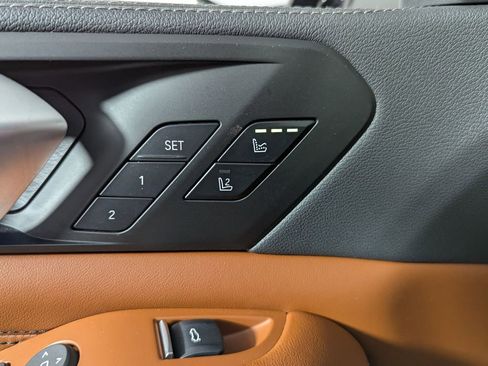 Certified 2023 BMW X5 xDrive45e w/ Executive Package image 17