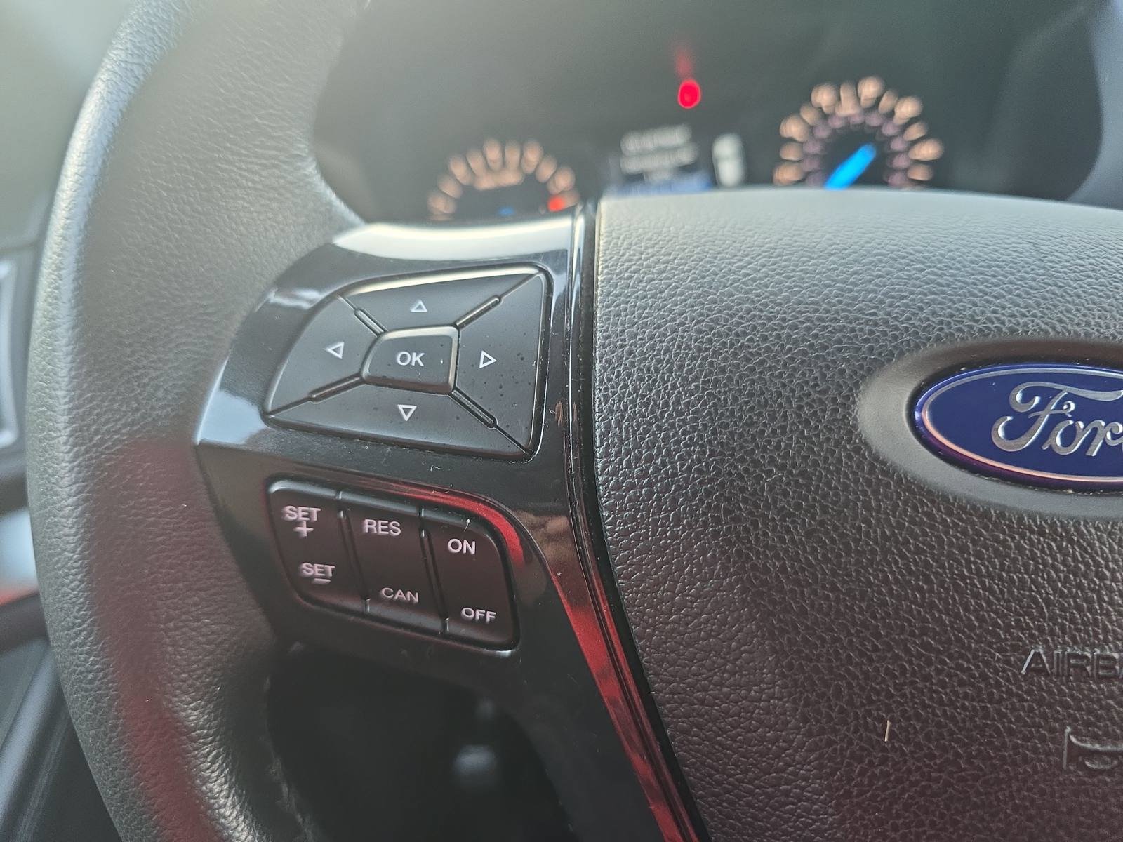 Used 2019 Ford Explorer XLT w/ Class III Trailer Tow Package AWD/4WD image 17