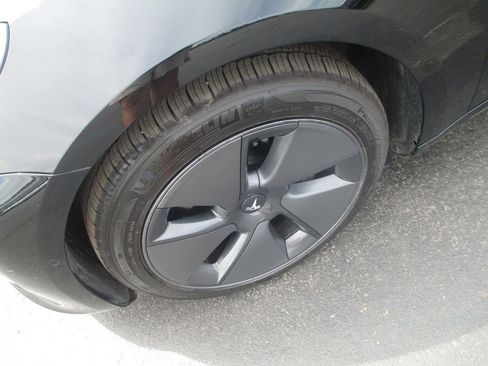 Used 2021 Tesla Model 3 Long Range AWD/4WD image 11