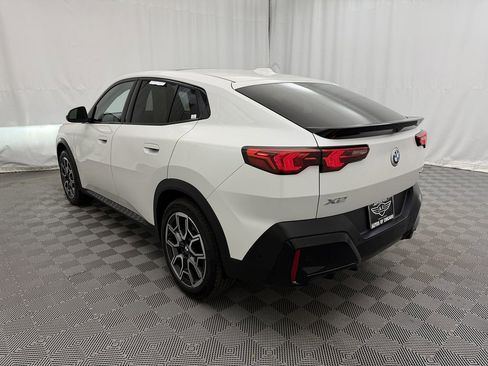 Used 2025 BMW X2 xDrive28i image 7