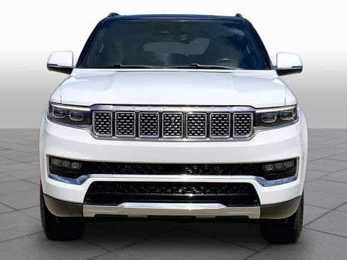 Used 2022 Jeep Grand Wagoneer Series I AWD/4WD image 4