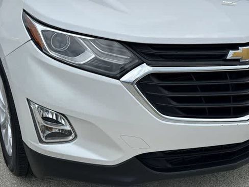 Used 2021 Chevrolet Equinox LT FWD image 10