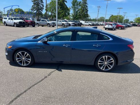 Certified 2020 Chevrolet Malibu Premier FWD image 2