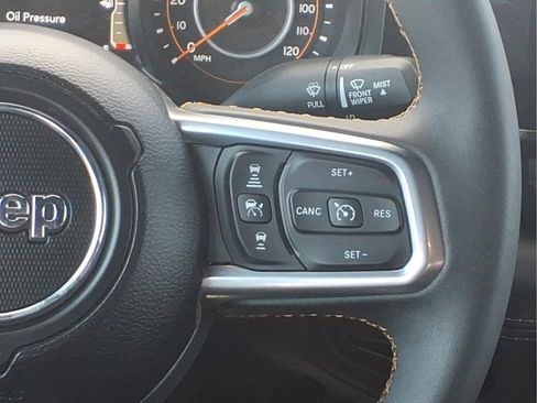 Used 2025 Jeep Wrangler Unlimited Sport AWD/4WD image 22