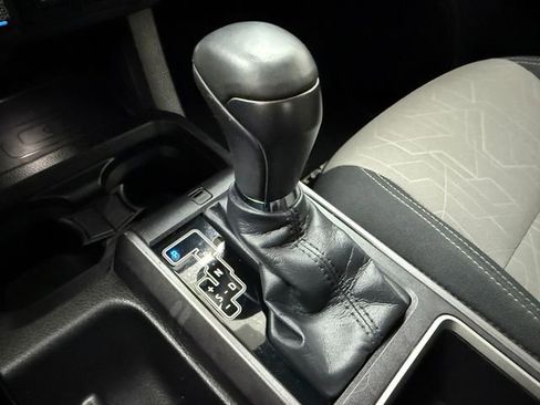 Used 2023 Toyota Tacoma TRD Off-Road AWD/4WD image 20