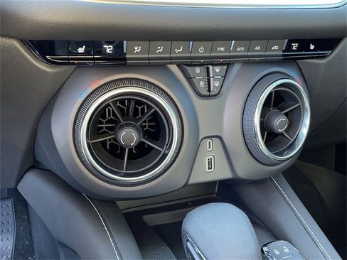 Used 2023 Chevrolet Blazer LT w/ Convenience Package image 17