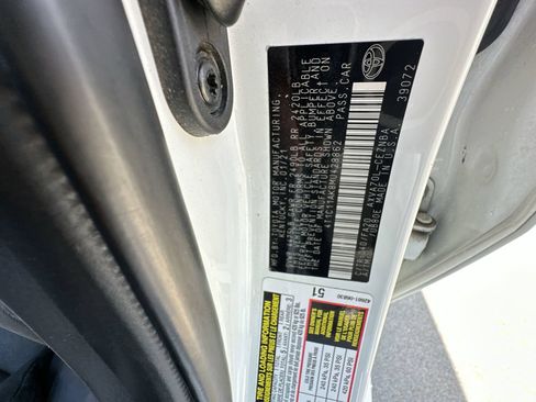 Used 2021 Toyota Camry LE FWD image 32