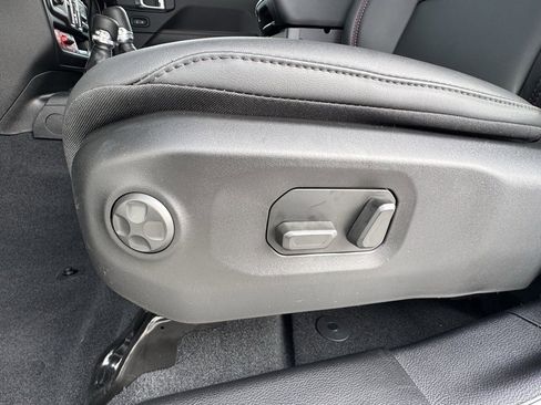 New 2026 Jeep Wrangler Unlimited Rubicon image 19