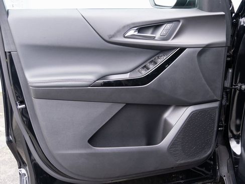 New 2026 Chevrolet Equinox LT image 12