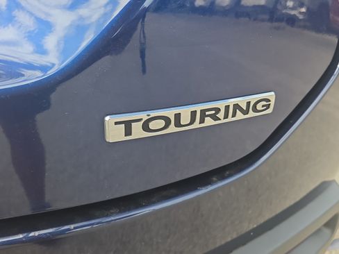 Used 2023 Honda Pilot Touring image 17