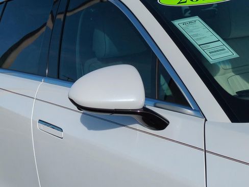 Used 2025 Genesis G90 3.5T image 11