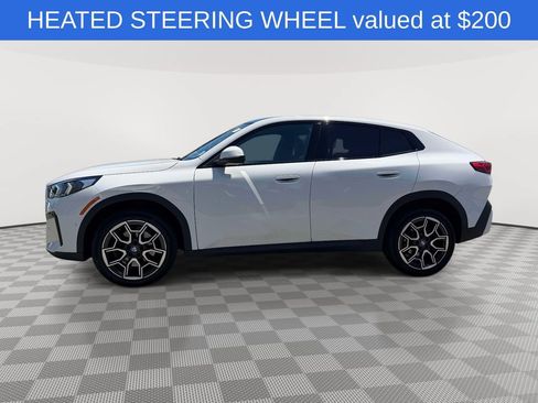 Used 2025 BMW X2 xDrive28i w/ Premium Package AWD/4WD image 5