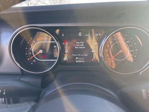 Used 2021 Jeep Wrangler Unlimited Sport image 31