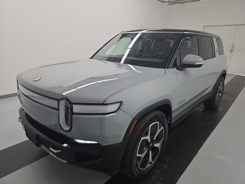 Used 2024 Rivian R1S Adventure AWD/4WD image 1