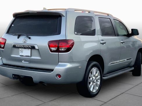 Used 2020 Toyota Sequoia Platinum RWD image 12