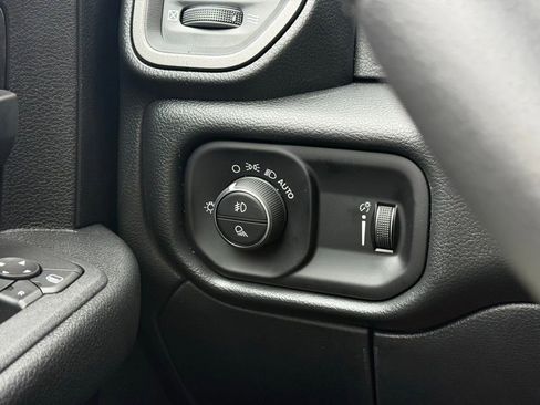 New 2026 RAM 3500 Tradesman AWD/4WD image 19
