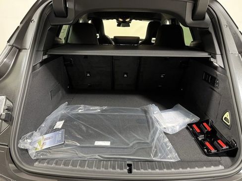 New 2026 BMW iX xDrive60 w/ Premium Package image 16