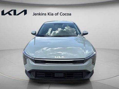 New 2026 Kia K4 FWD image 11