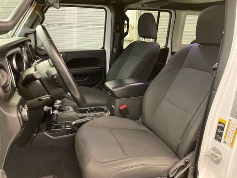 Used 2022 Jeep Wrangler Unlimited Sport AWD/4WD image 19
