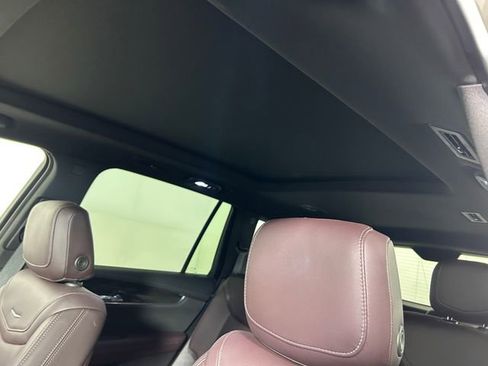 Certified 2023 Cadillac XT6 Premium Luxury image 12