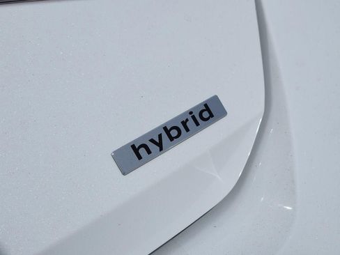 New 2026 Hyundai Elantra Limited w/ Cargo Package FWD image 9
