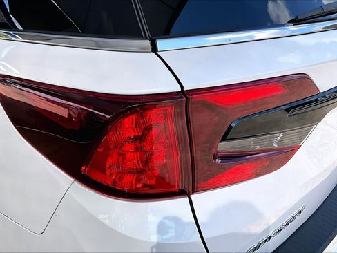 Certified 2025 Honda Odyssey EX-L image 28