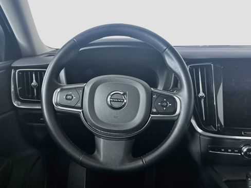 Used 2024 Volvo S60 B5 Core FWD image 18