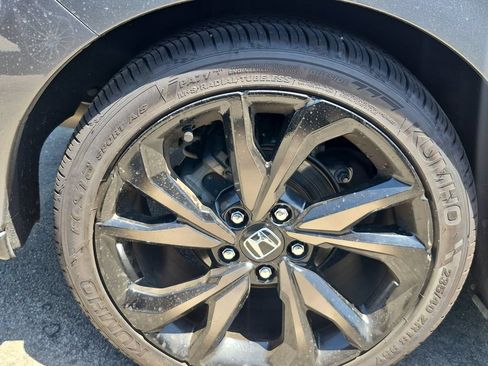 Used 2019 Honda Civic Sport Touring image 13