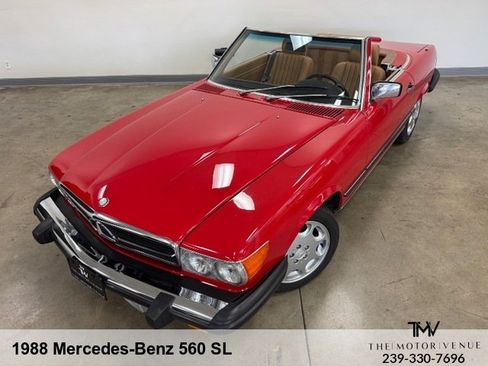 Used 1988 Mercedes-Benz 560 SL image 7