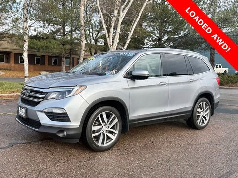 Used 2017 Honda Pilot Touring image 1