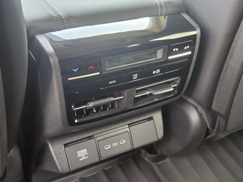 Certified 2025 Acura MDX w/ Technology Package image 37