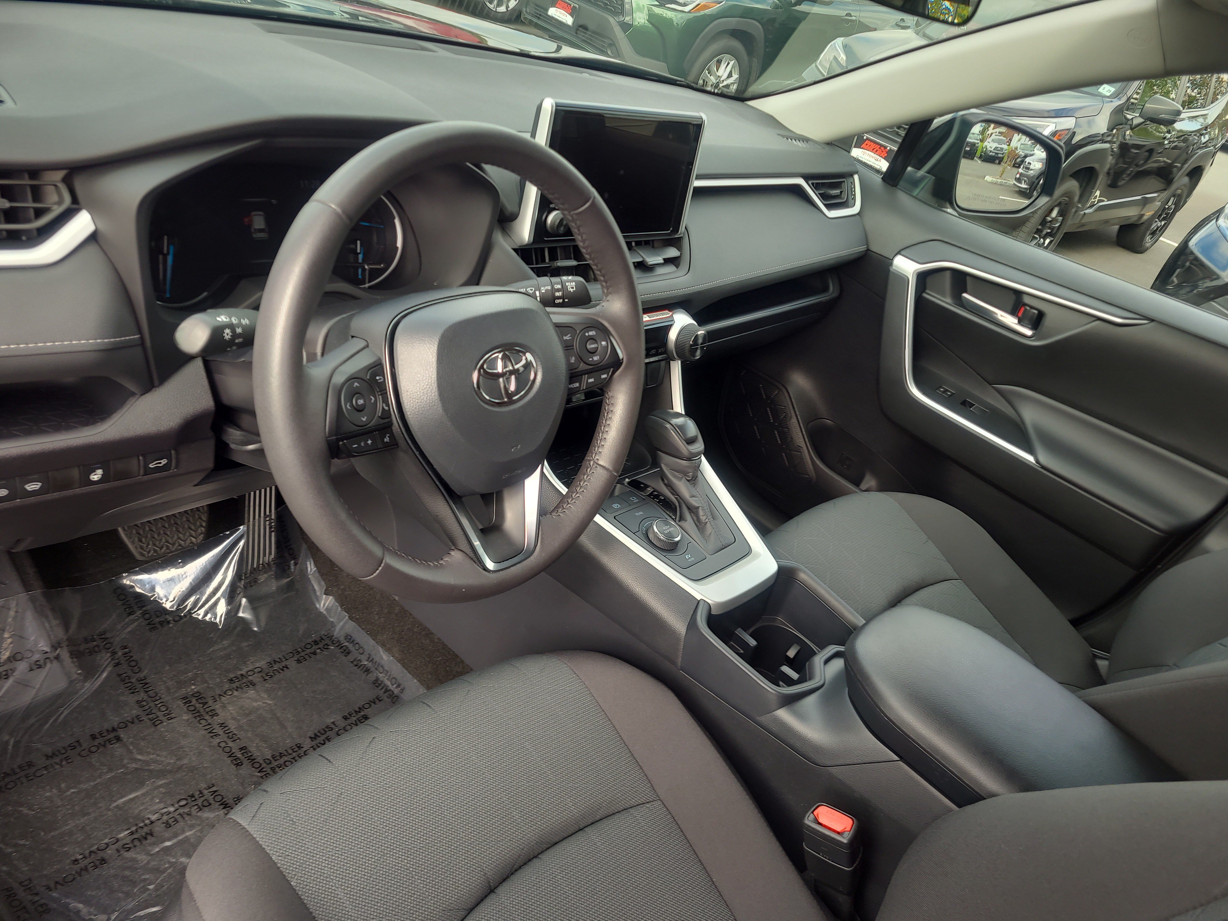 Certified 2025 Toyota RAV4 XLE w/ Convenience Package AWD/4WD image 15