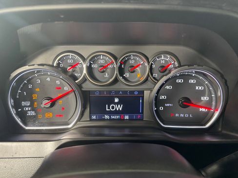 Used 2021 Chevrolet Silverado 1500 RST image 22