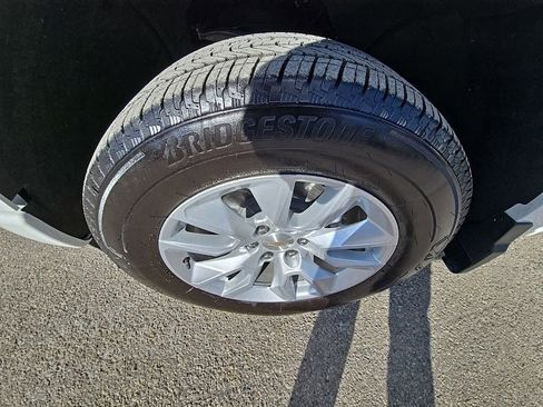 Used 2024 Chevrolet Silverado 1500 Custom image 44