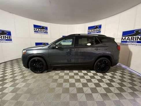Used 2020 GMC Terrain SLE w/ Driver Convenience Package FWD image 10