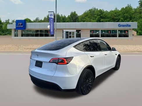 Used 2024 Tesla Model Y Long Range image 6