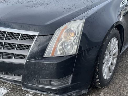 Used 2010 Cadillac CTS Luxury image 32