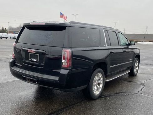 Used 2015 GMC Yukon XL SLT w/ Open Road Package image 3