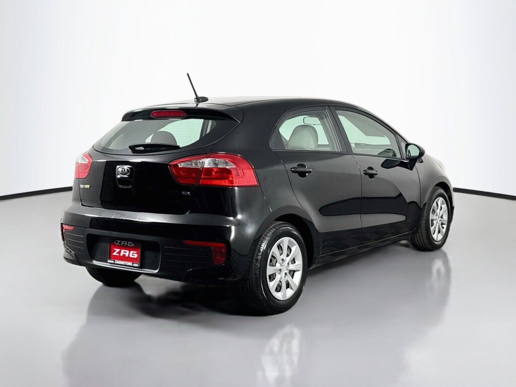 Used 2017 Kia Rio EX w/ Eco Package FWD image 5