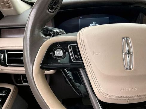 Used 2023 Lincoln Aviator Reserve w/ Equipment Group 201A AWD/4WD image 23